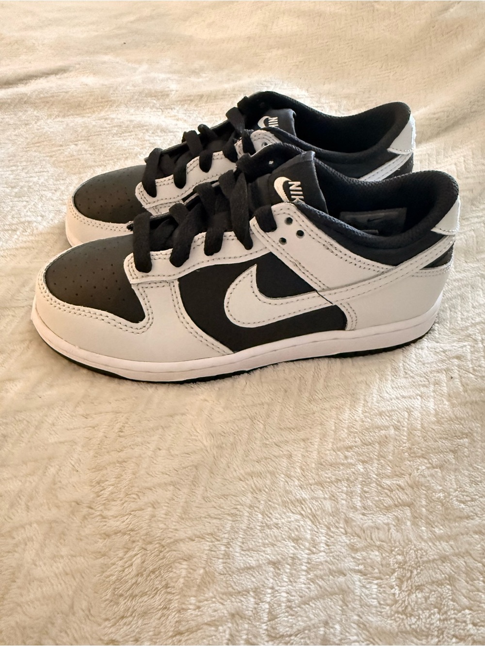 Nike Dunk Low Panda Black White Kids Size 1.5Y Sneakers